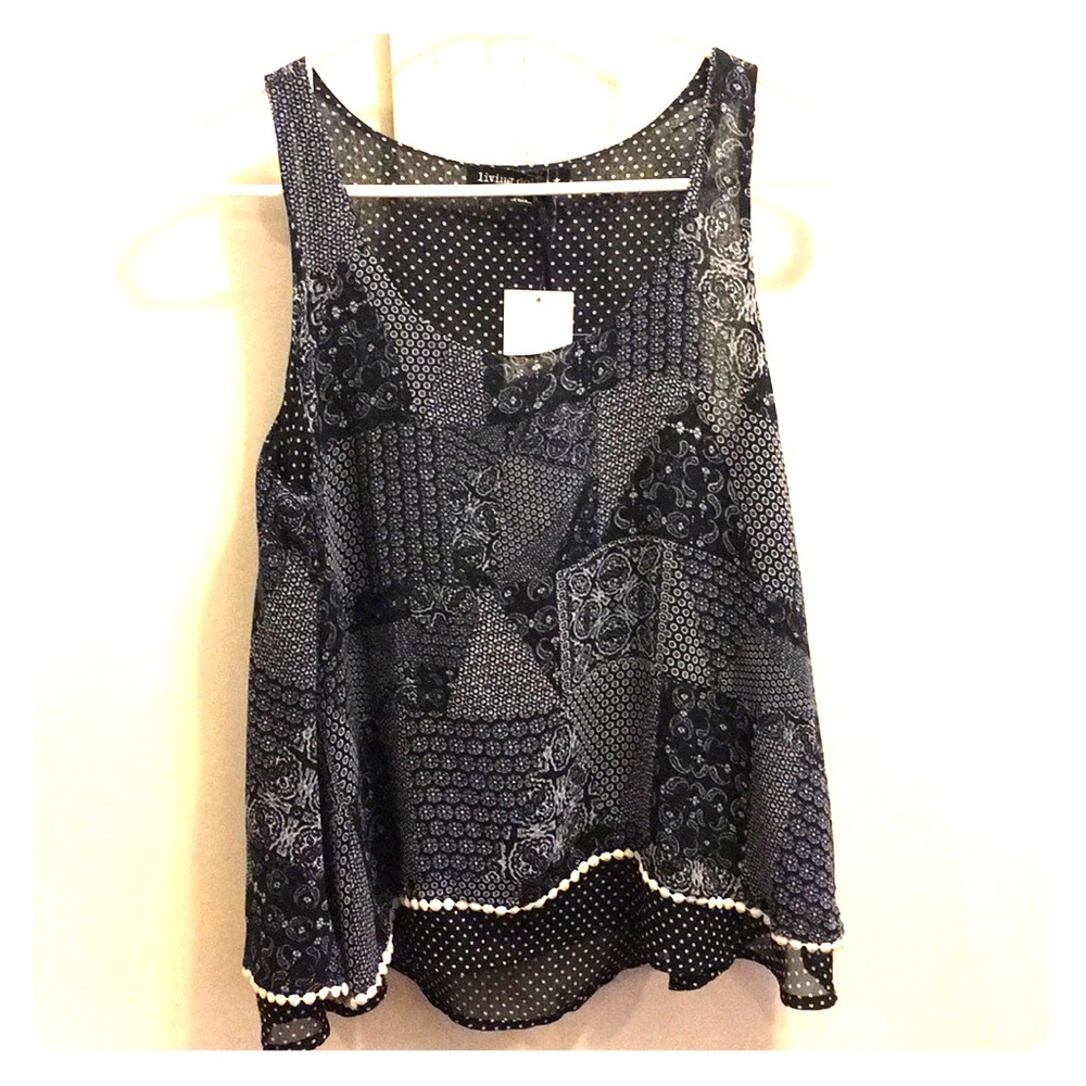 Living doll top. Black and white. NWT